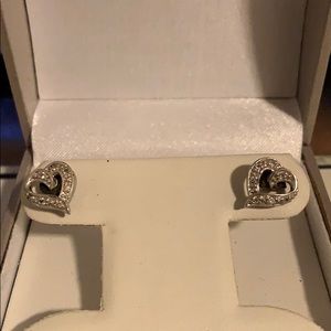 Sterling Silver Heart earnings
